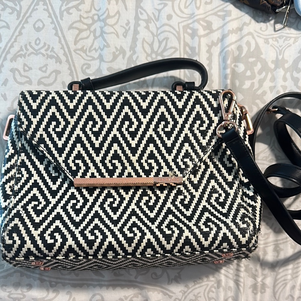 TED BAKER Black and White Geometric Patterned Women's Bag